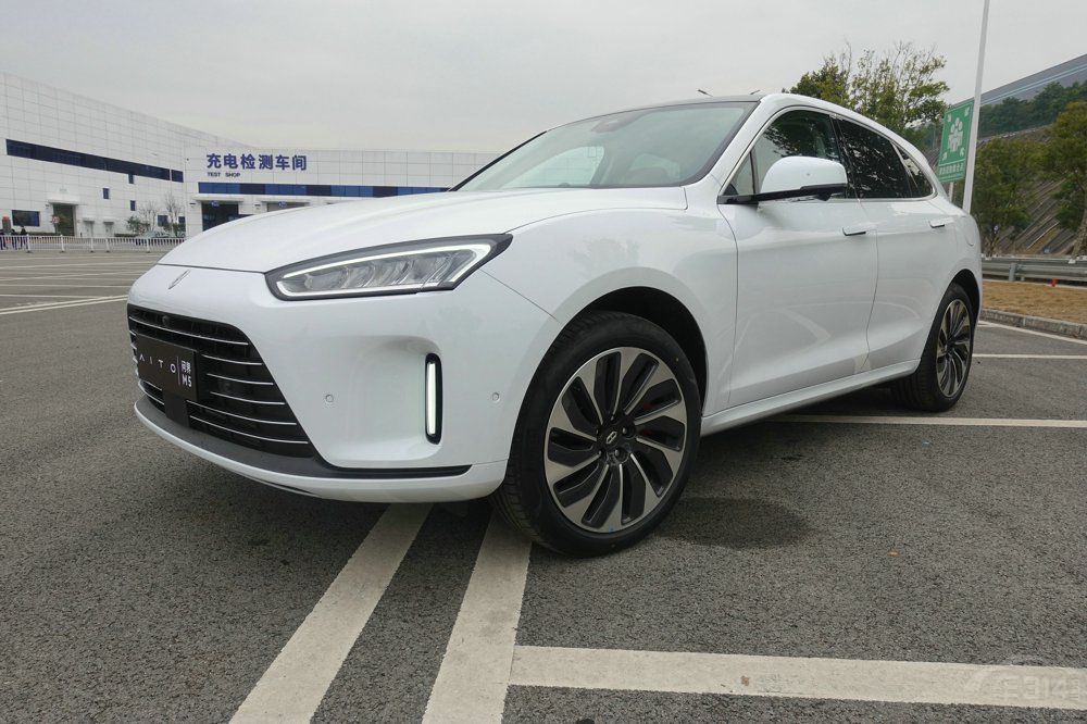 ĦDHT-PHEV M5ONExl