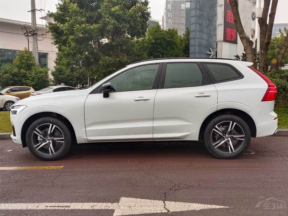 ֠XC60(du)ȄPXT5 ]