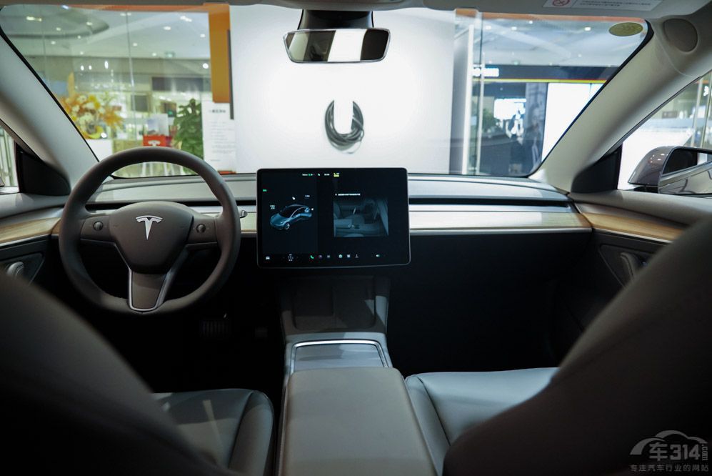 Model3lֵI@еñ