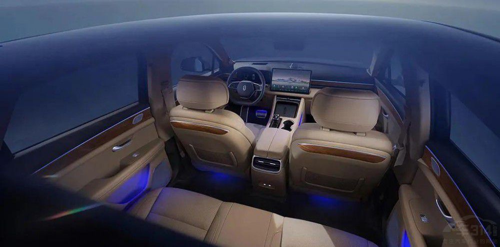 M5 EVAION LX PLUSlĲأ