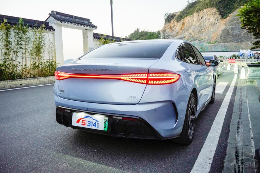 Model 3r㲻㣿i3զx