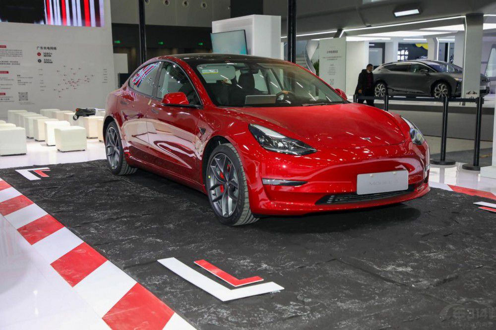 IlڣO001(du)˹Model 3P