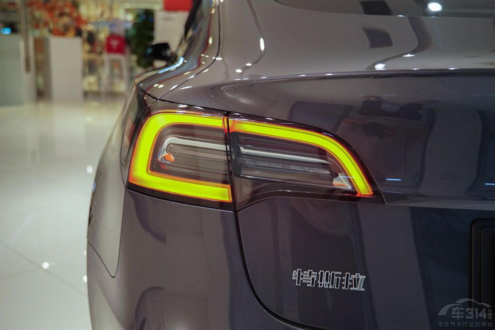 ˹Model 3ϚWW؈ l