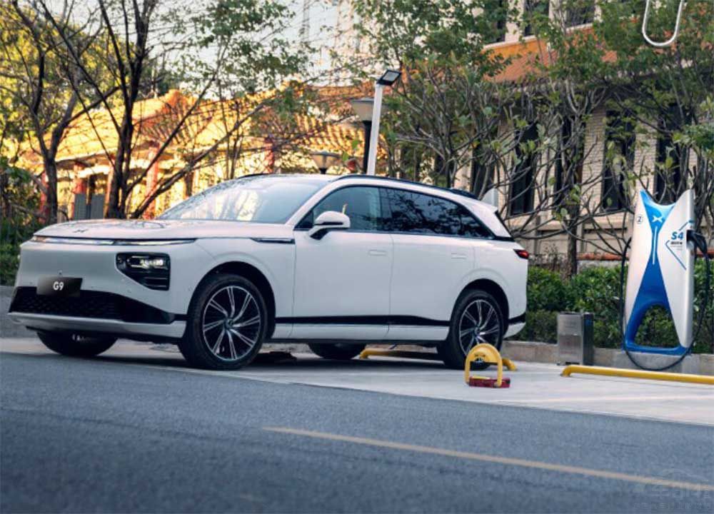 дSUV 40fAٴ
