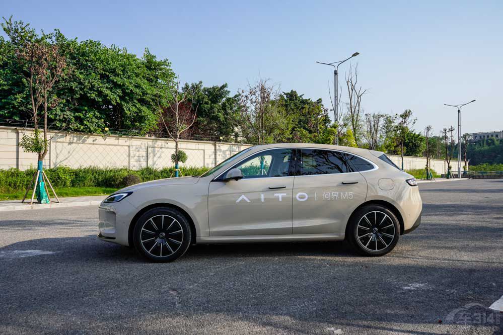 2023Ia(chn)SUV @3 g