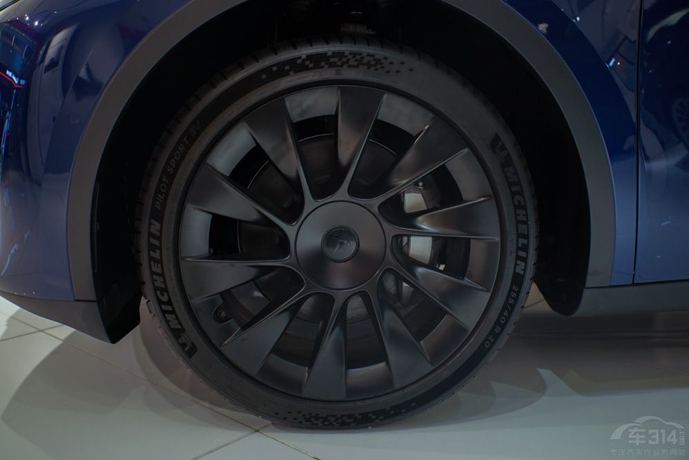 СiG6(du)˹Model Y l(shu)(hu)һI