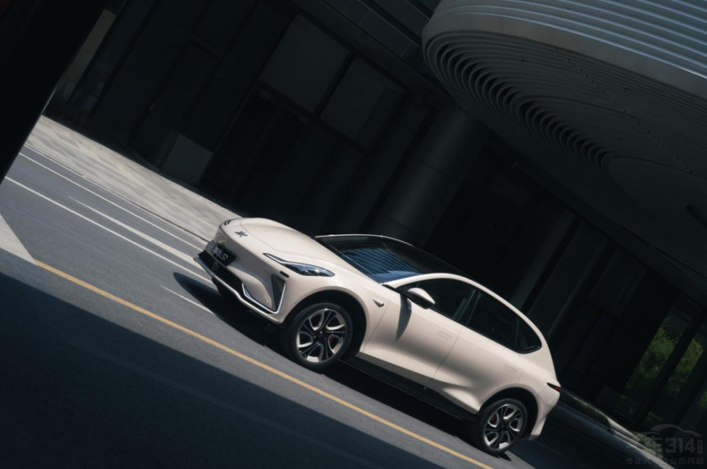 Ǽ܇LS7 Urban FitJAI{