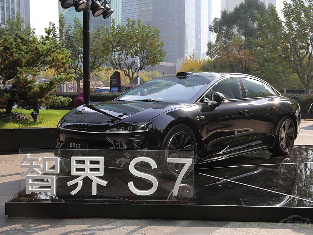 Model 3ǽS7 lǼI܇֮