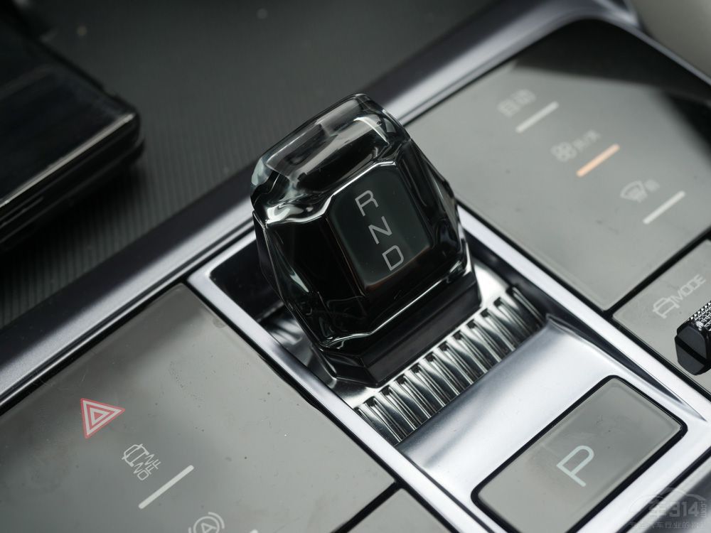 15-30f֮gֵu3a(chn)SUV