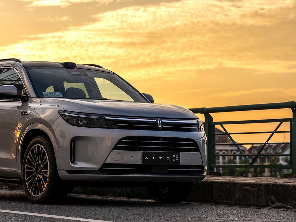 30fԪ(ni)SUV M7bbI(lng)