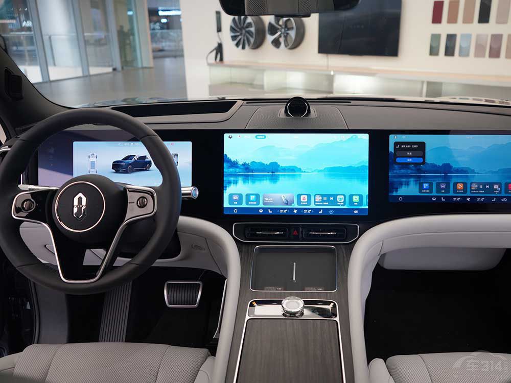 M(jn)ڼӃr(ji)a(chn)߶SUV^(du)