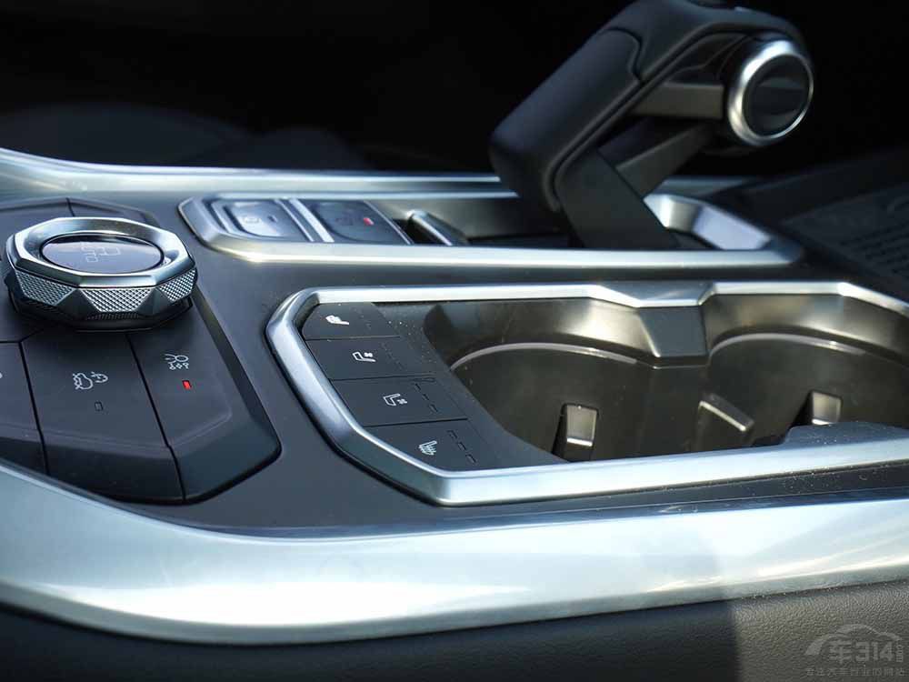 ӲSUV̹400 Hi4-Tȷ̱5
