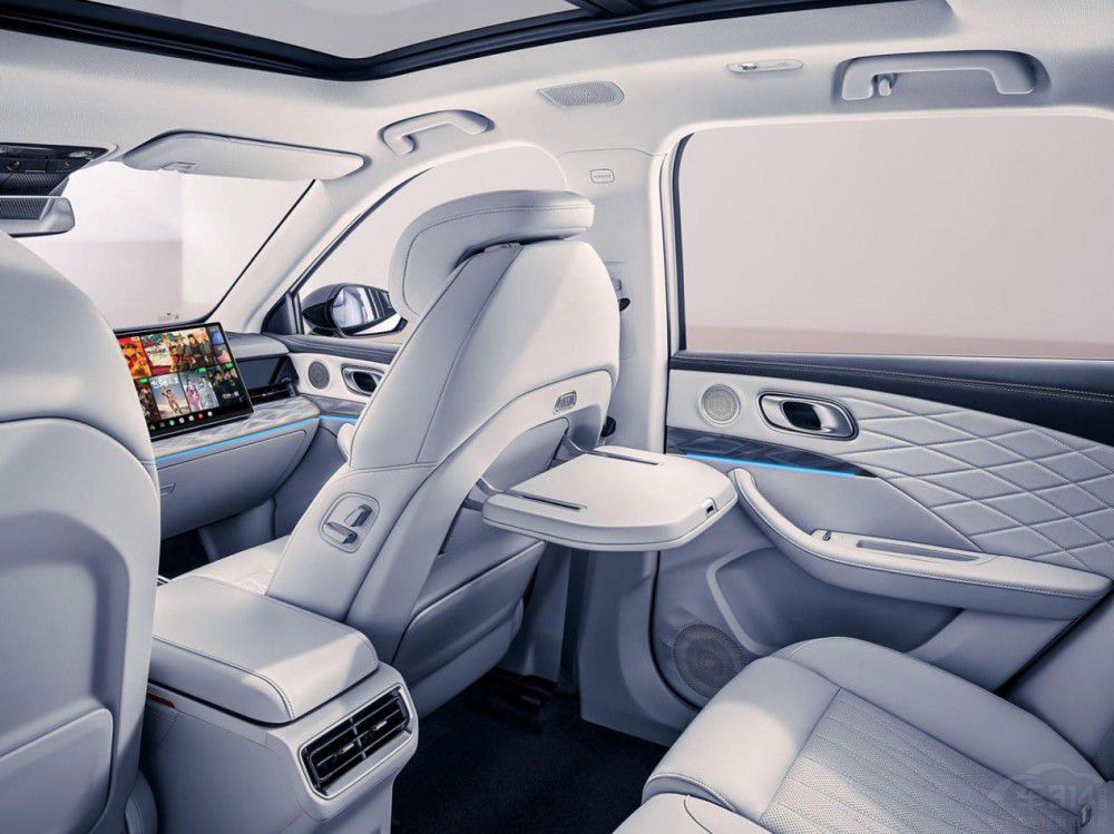 Pc15fSUV