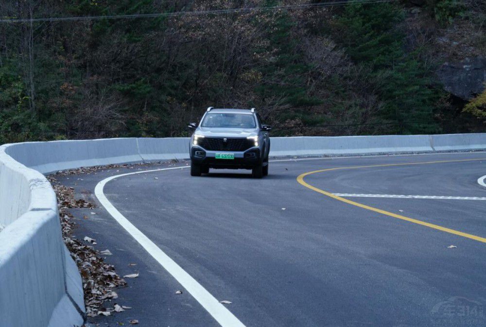 ͨ{һǵSUV