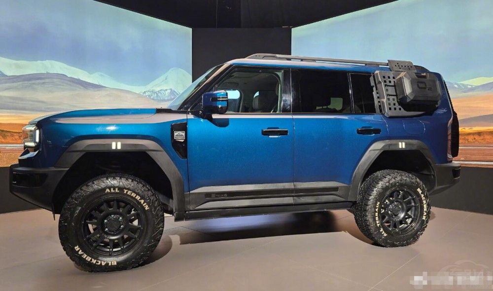 FMֹfɶ܇չ4ذSUV