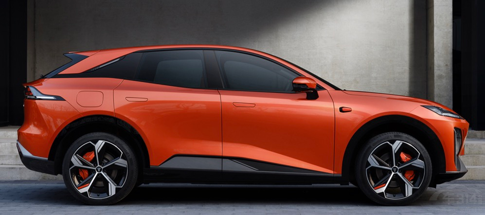 аModel Y {(ln)S7¶xSUV