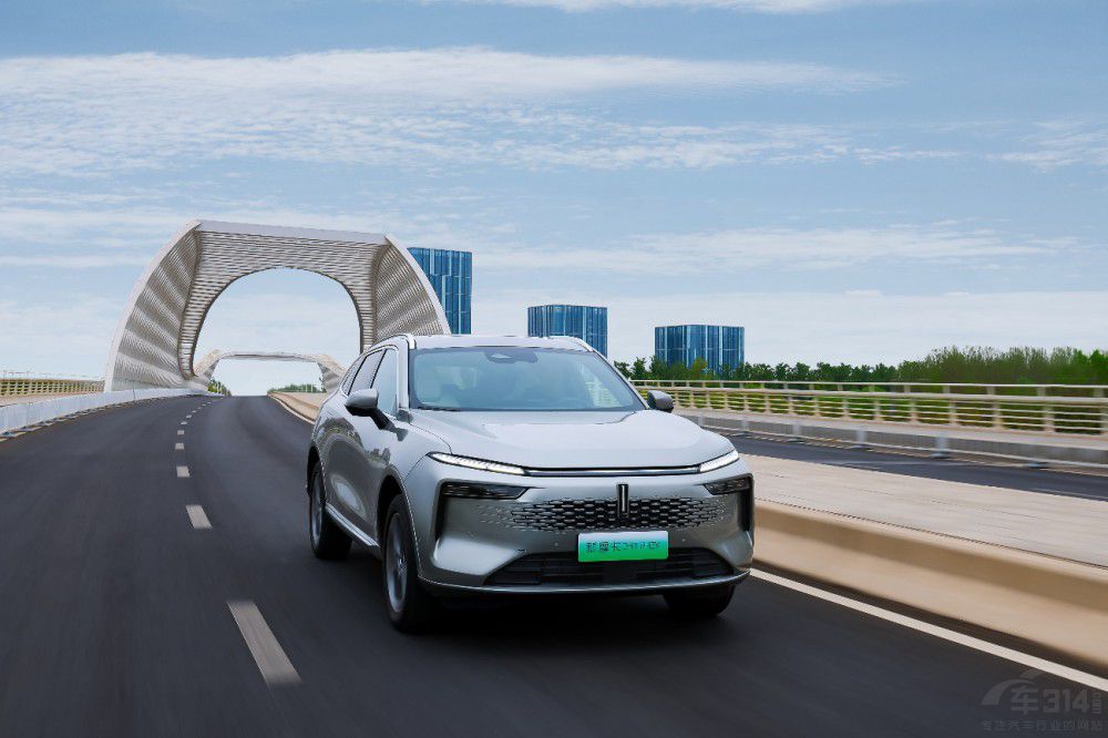 ĦDHT-PHEV ۃr23.18fԪ