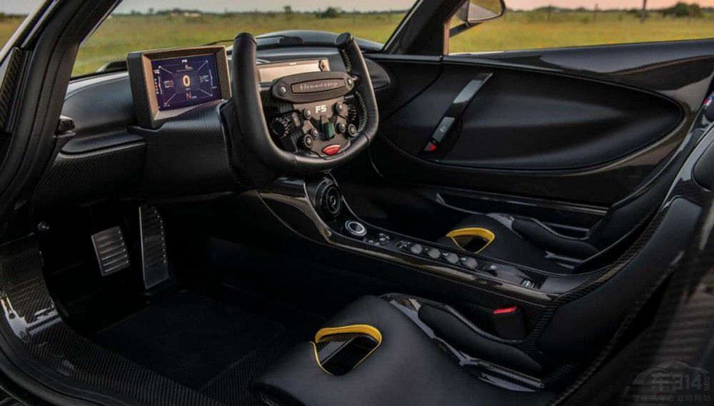 ܎ԊVenom F5 Revolution Roadster