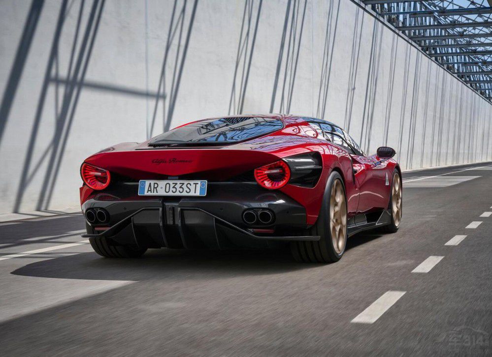 F(xin)Ϳ_ܚW33 Stradale