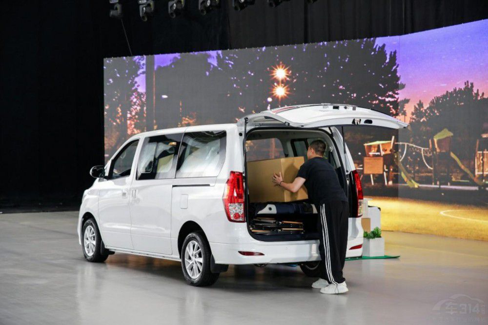 2024M5&PLUS (qing) 7.49f(wn)Ԫ