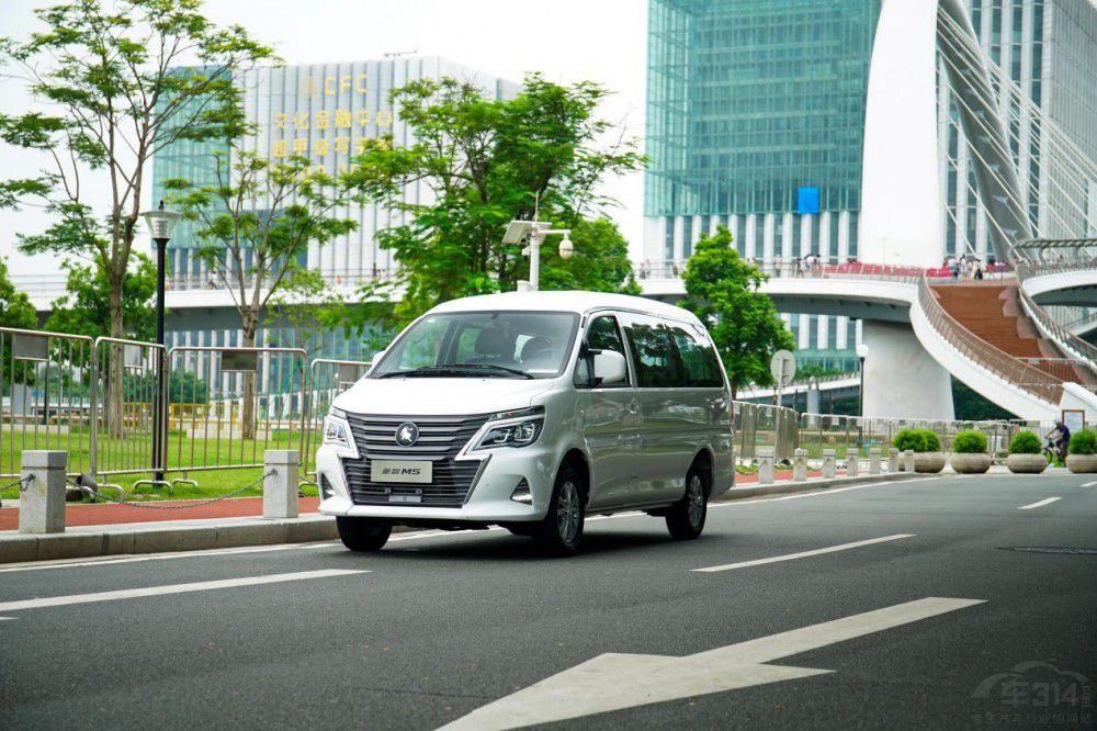 2024M5&PLUS (qing) 7.49f(wn)Ԫ