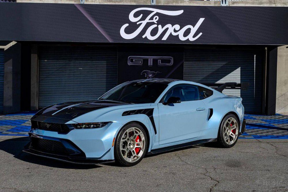 KOҰR  Mustang GTD ͣ