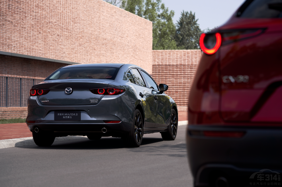 MAZDA3ِװ漴