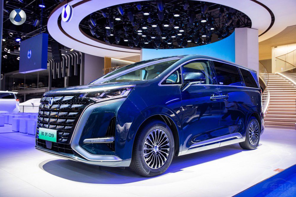 vݔySUV܇ȫ򹫱س