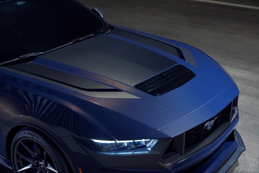 MustangƳMustang Dark Horse܇