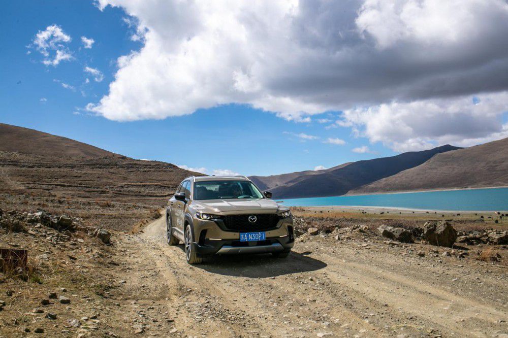 CX-50Ҳۃrʽl(f) RAV4/CR-Vc