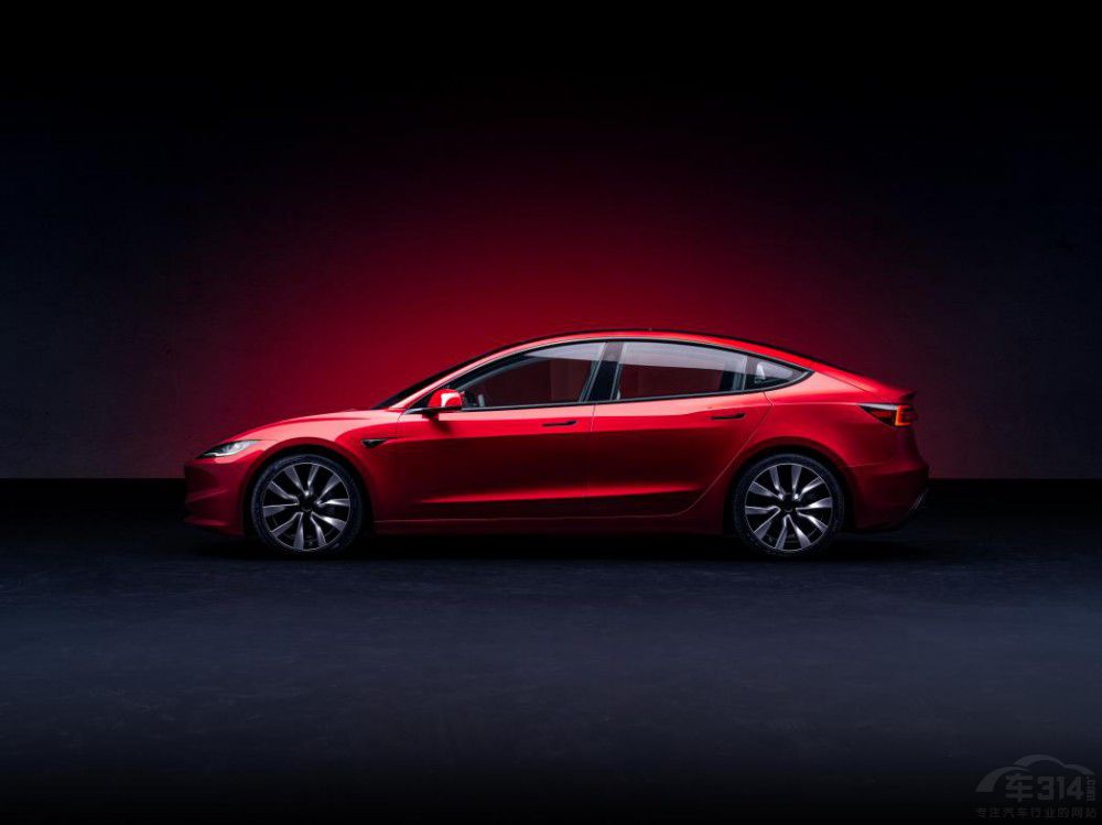 H܇r+{˘Ȥ Model 3 °u